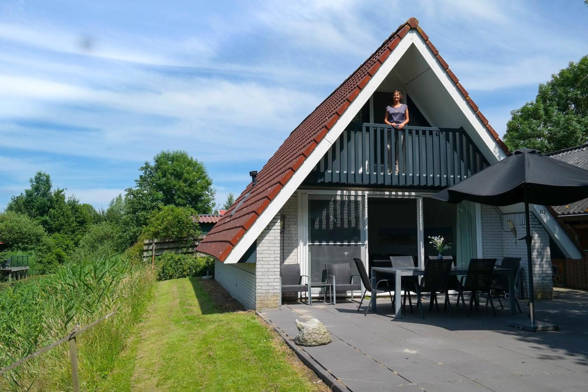 Sonnenhaus 6 Pers House With Sunny Terrace At A Typical Dutch Canal & By Lauwersmeer Lake. Anjum 외부 사진