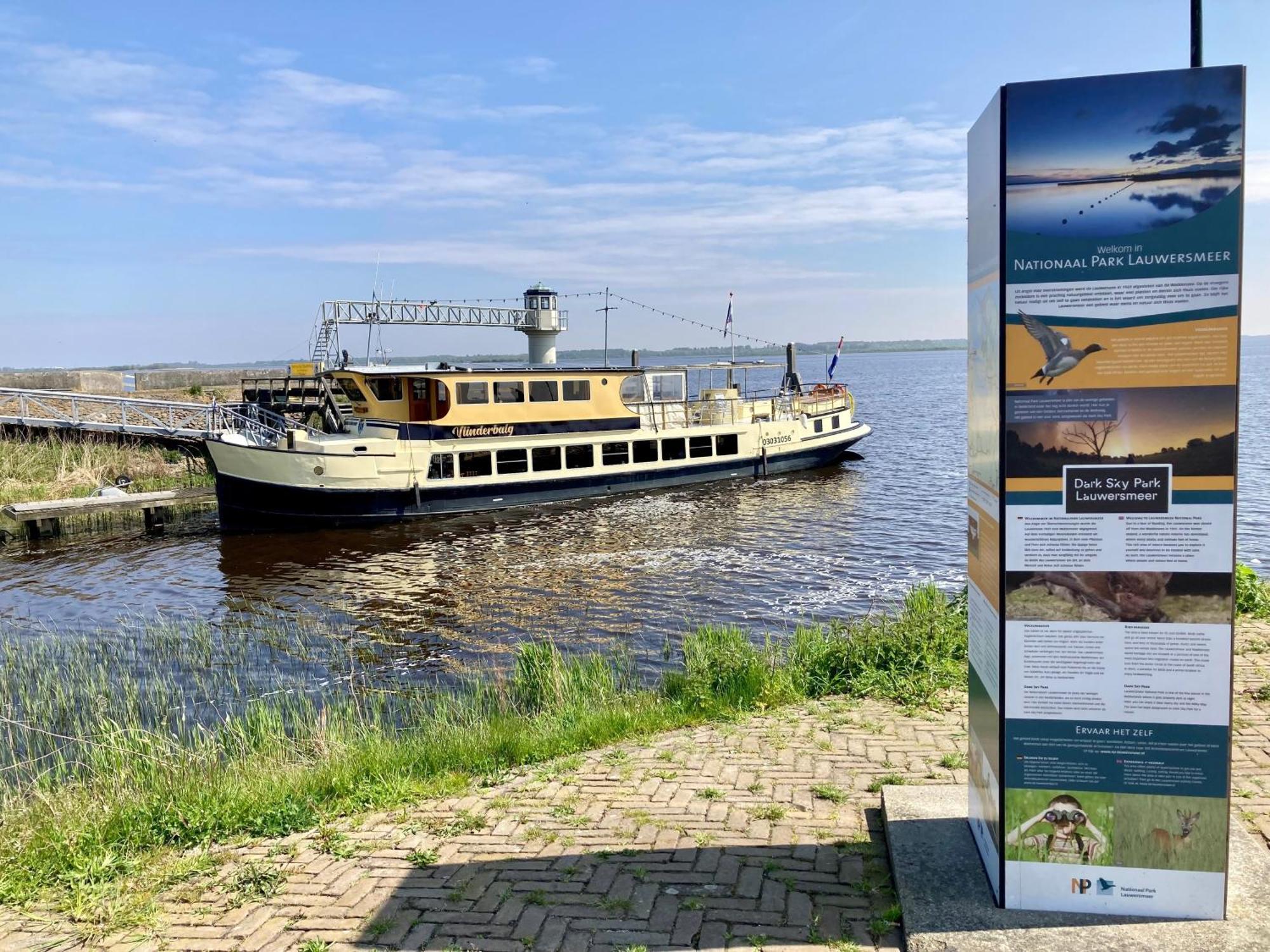 Sonnenhaus 6 Pers House With Sunny Terrace At A Typical Dutch Canal & By Lauwersmeer Lake. Anjum 외부 사진